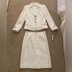 Stresa ASL Women’s 2 Piece Suit - NWT -2P